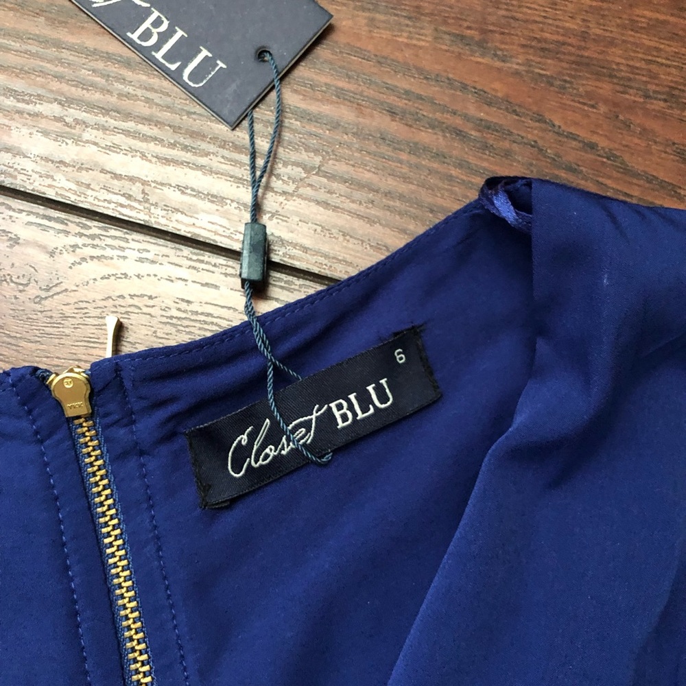 BEAUTIFUL New Blue tulip dress - Picture 3 of 7